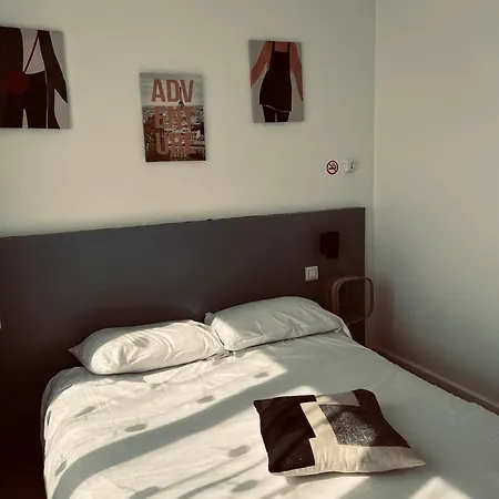 Hotel Vieille Tour Centre *