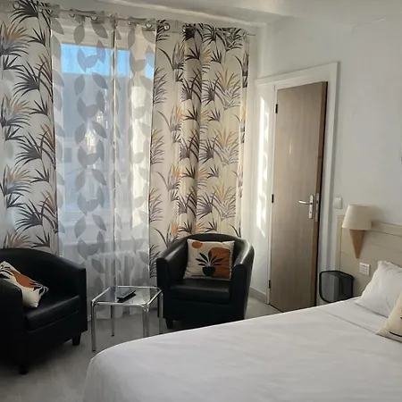 Hotel Vieille Tour Centre *