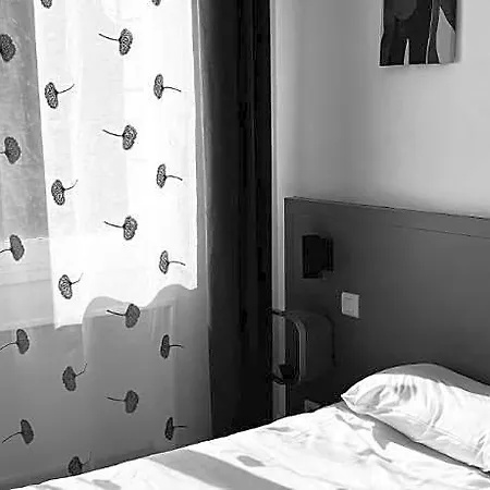 Vieille Tour Centre Hotel Rouen