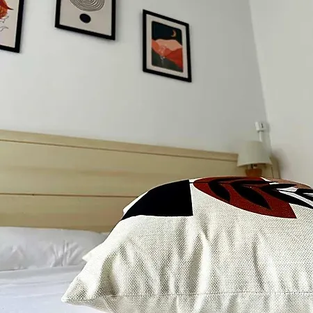 Hotel Vieille Tour Centre *
